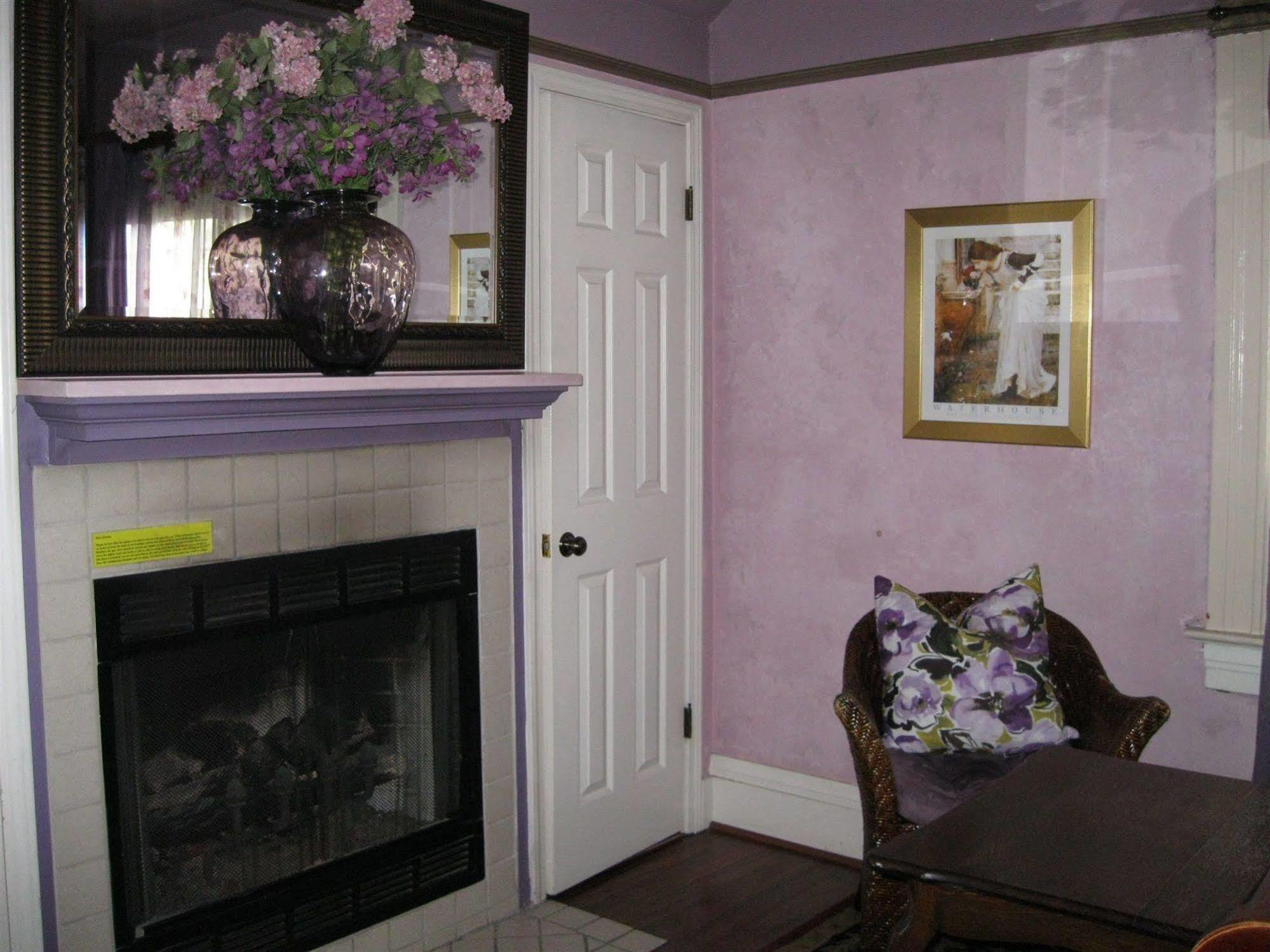 A White Jasmine Inn ซานตาบาร์บารา ภายนอก รูปภาพ